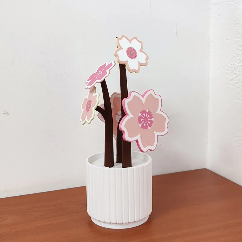 Arreglo floral de cerezo - 23 cm