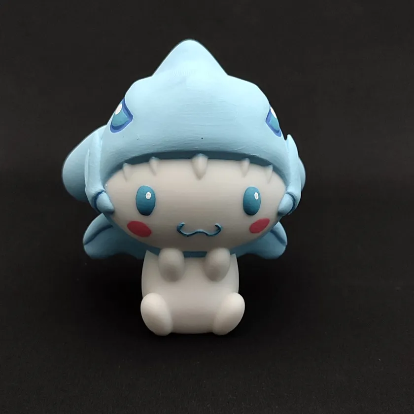 Cinnamon Roll Blue Eyes